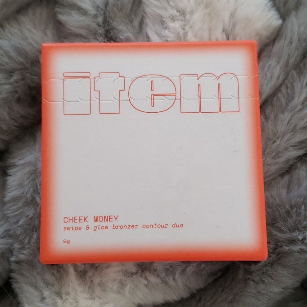 Item bronzer contour duo